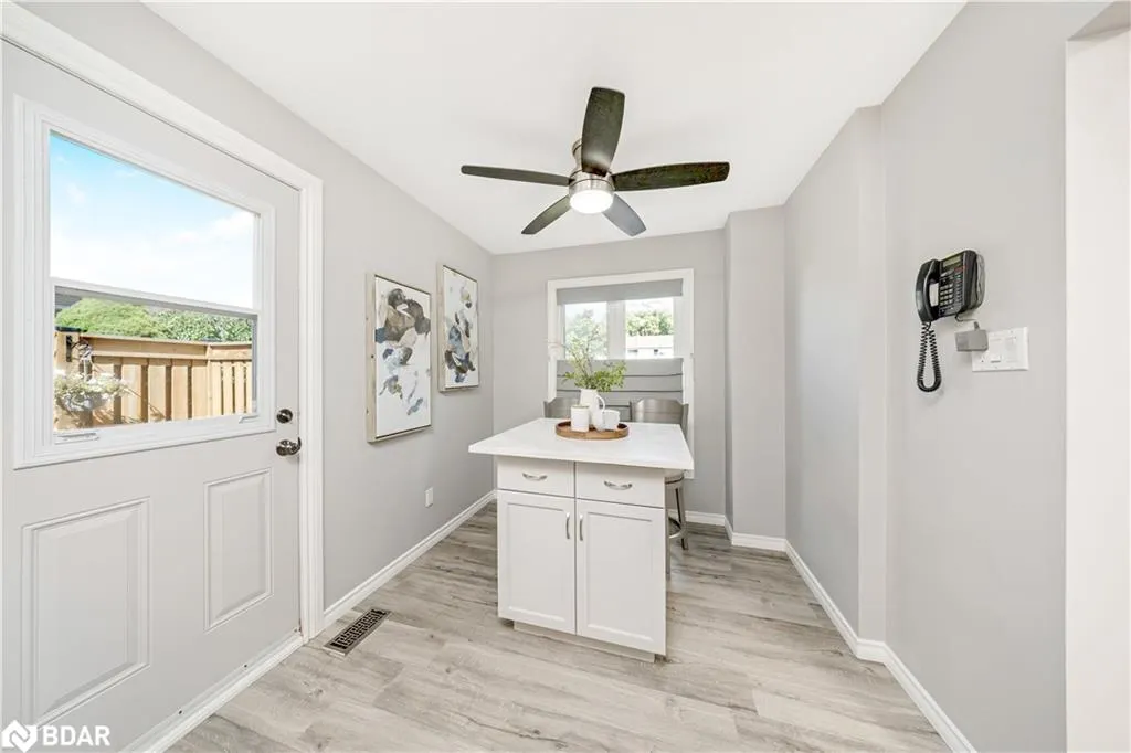 3104 Autumn Hill Crescent