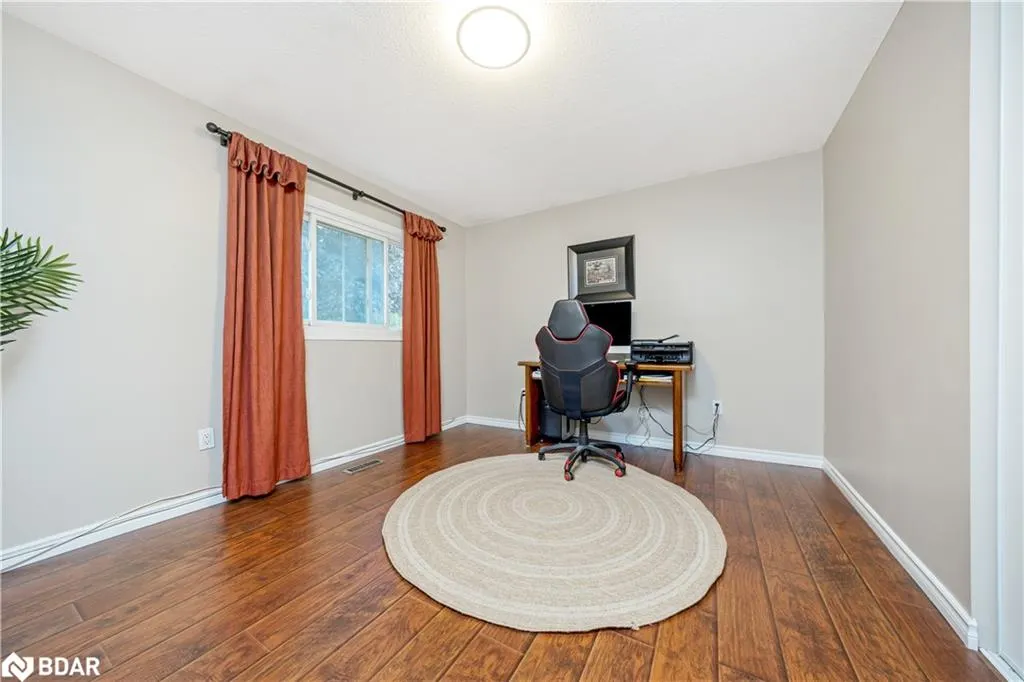 3104 Autumn Hill Crescent