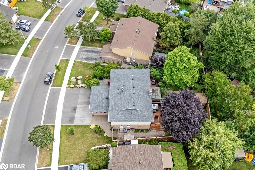 3104 Autumn Hill Crescent