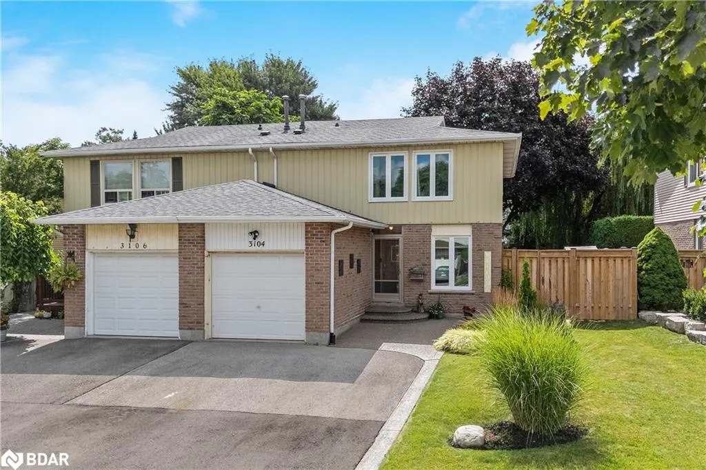 3104 Autumn Hill Crescent