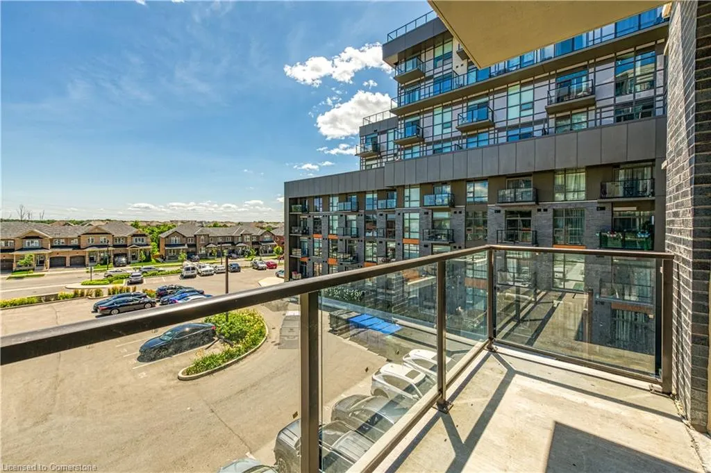 450 Dundas Street, #319
