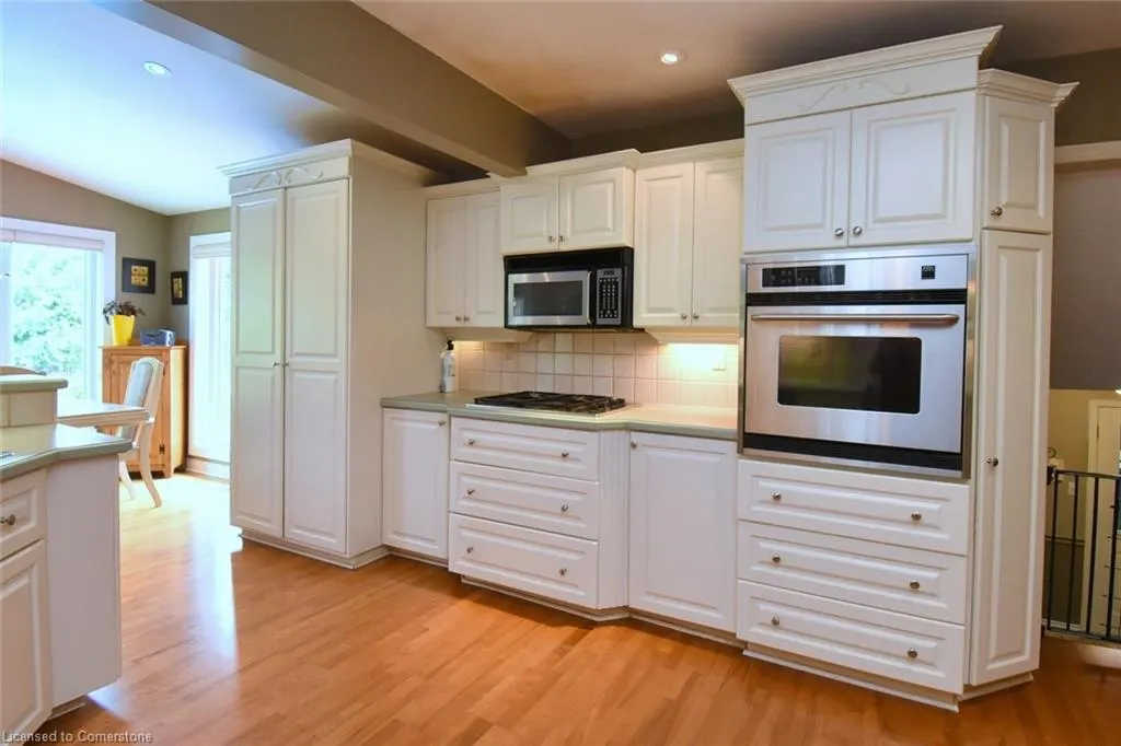 4131 Lorraine Crescent