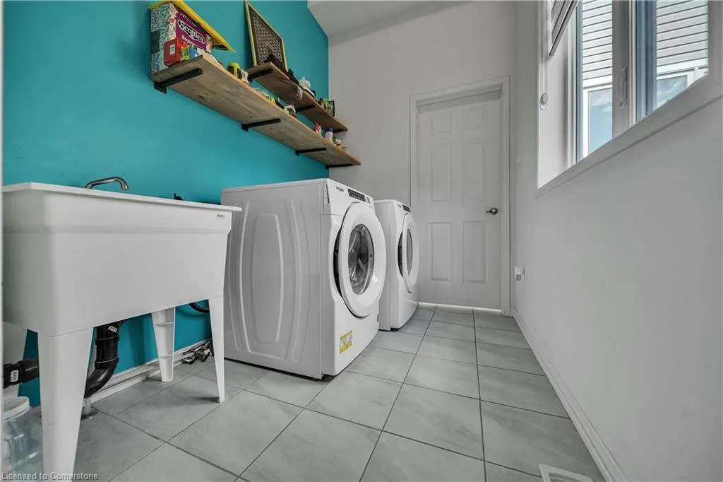 25 Elliot Avenue E, #2
