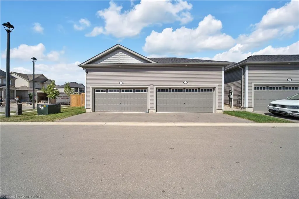 25 Elliot Avenue E, #2