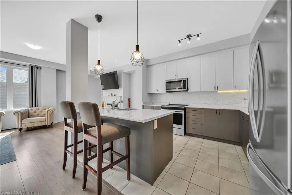 25 Elliot Avenue E, #2