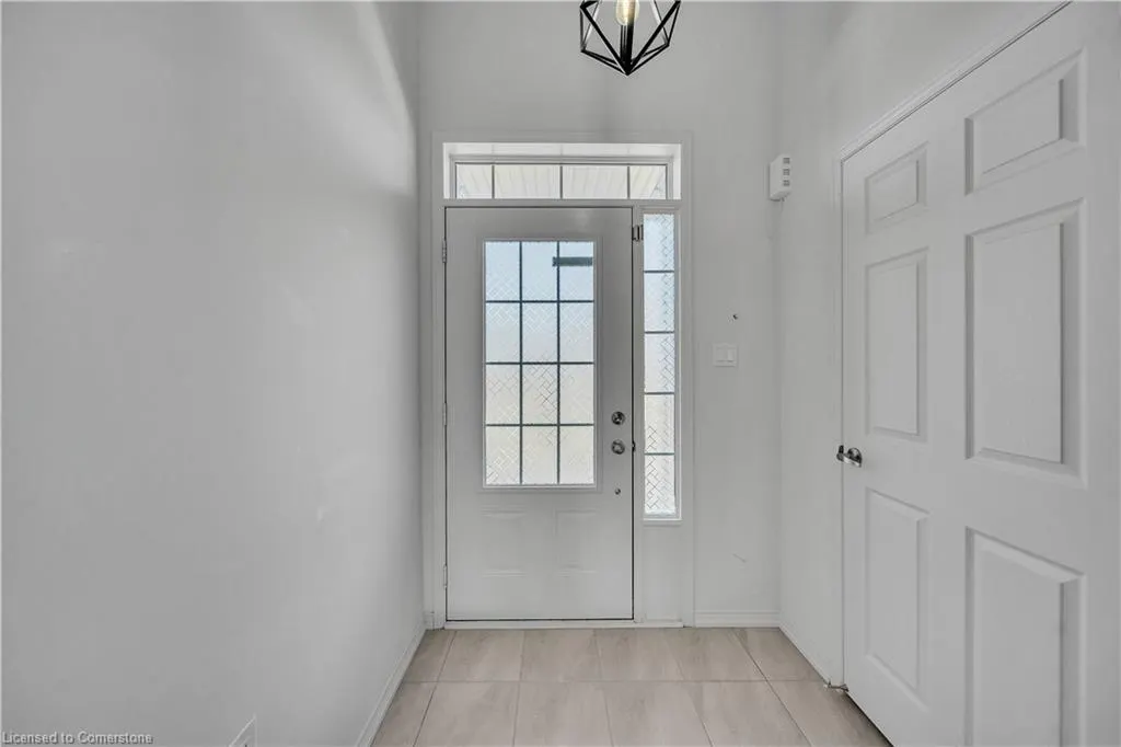 25 Elliot Avenue E, #2