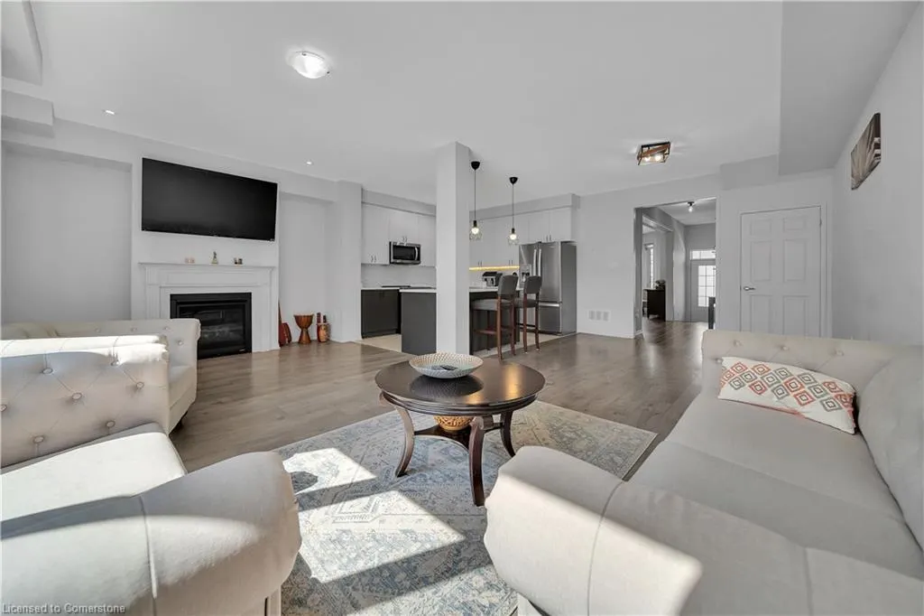 25 Elliot Avenue E, #2