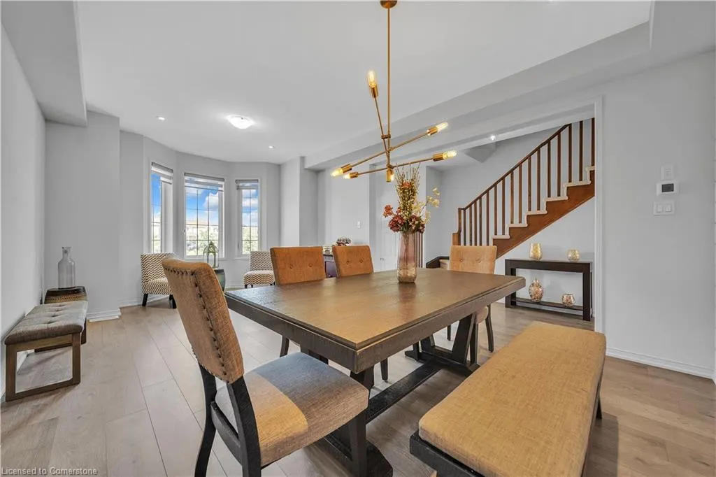 25 Elliot Avenue E, #2