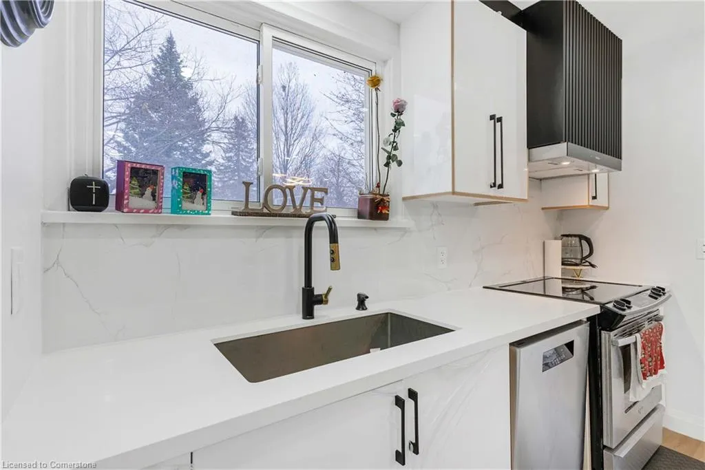 292 Woodward Avenue