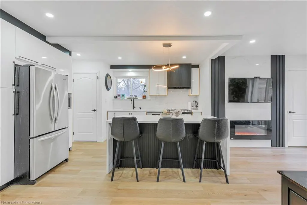 292 Woodward Avenue