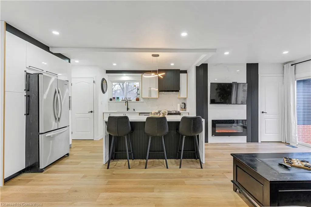 292 Woodward Avenue