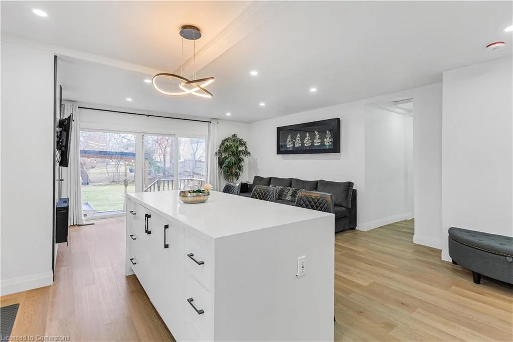 292 Woodward Avenue