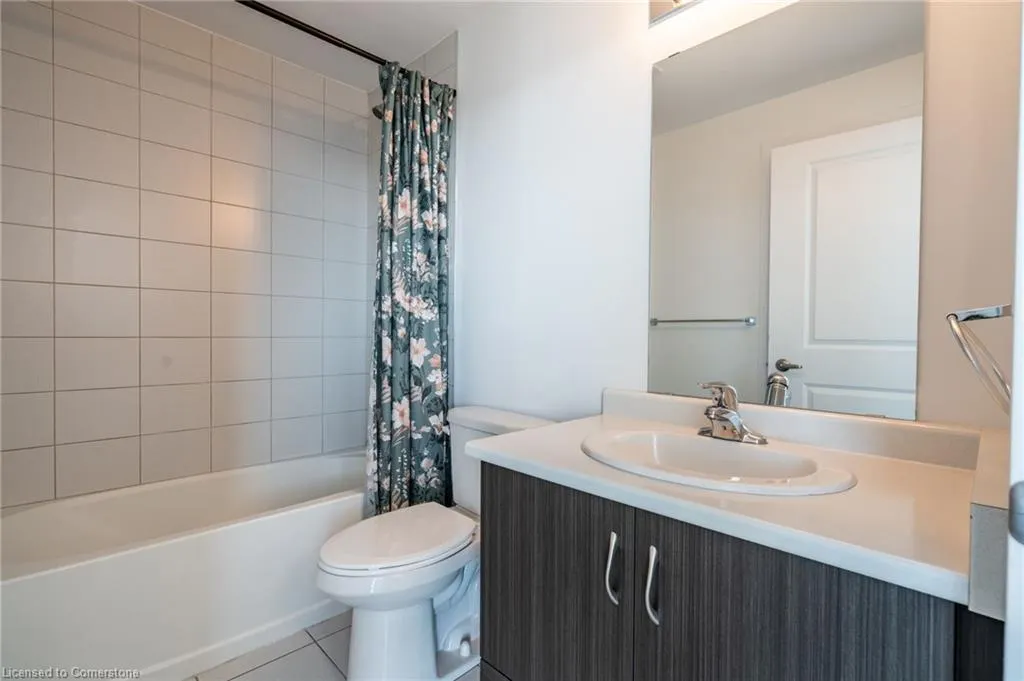 450 Dundas Street E, #1111