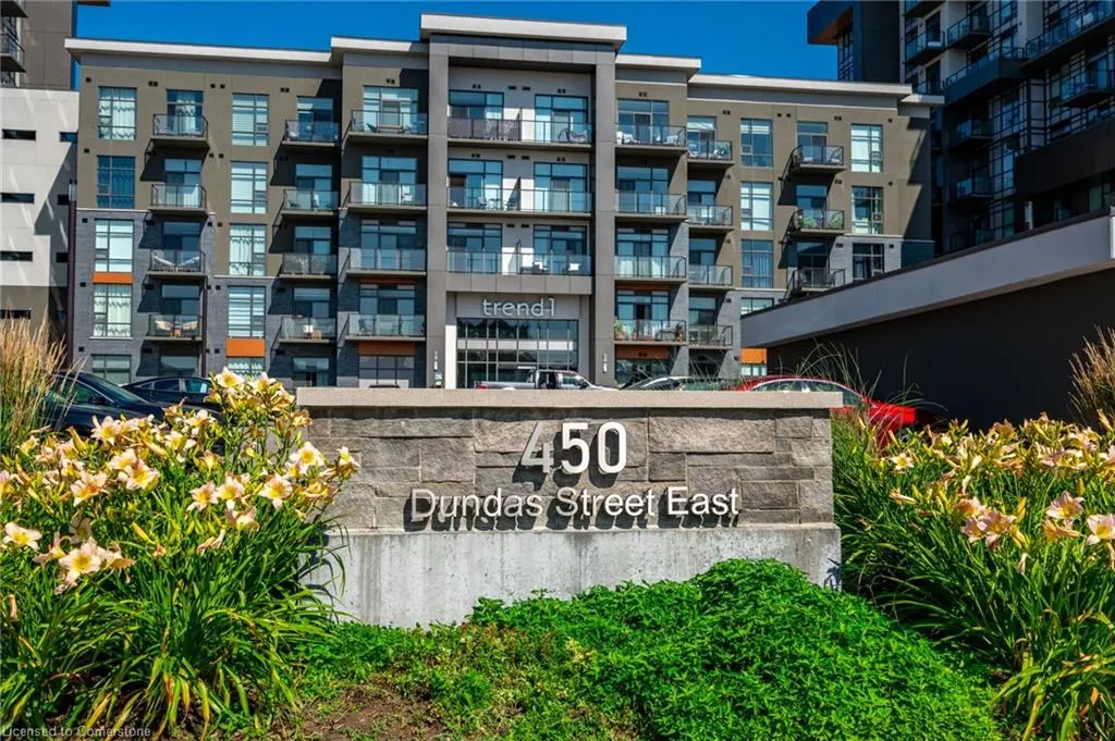 450 Dundas Street E, #1111