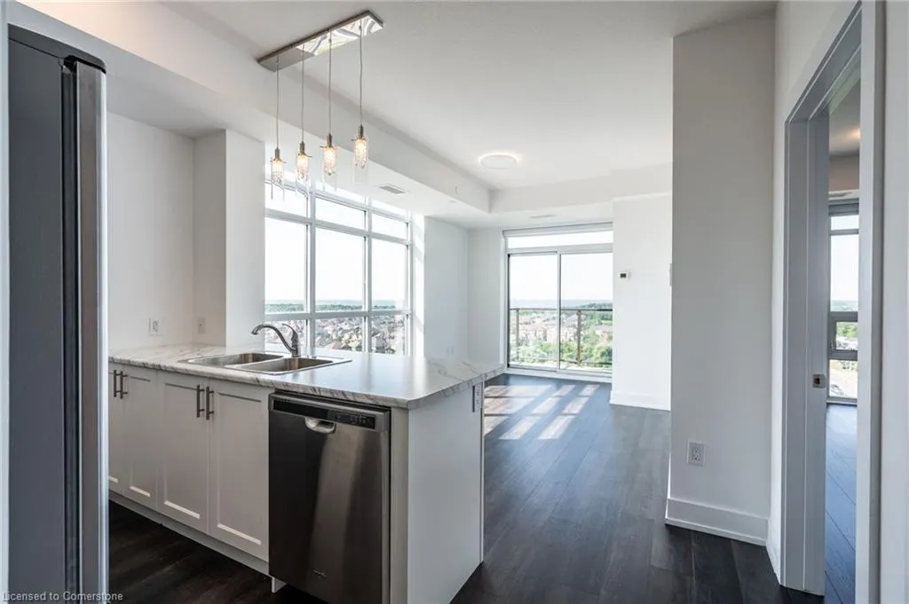 450 Dundas Street E, #1111