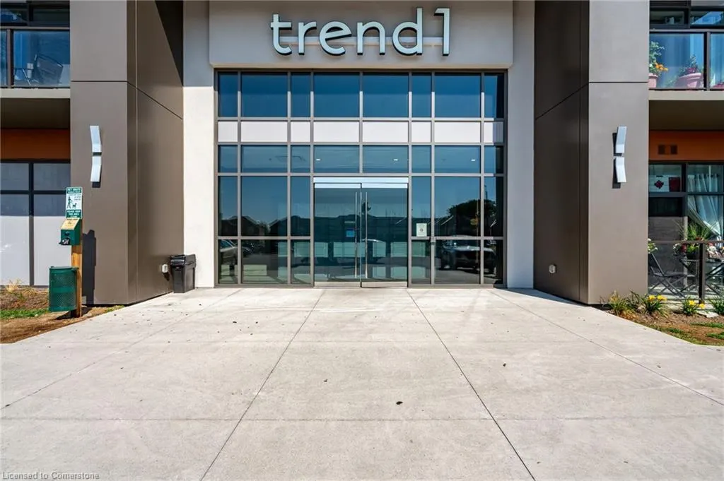 450 Dundas Street E, #1111