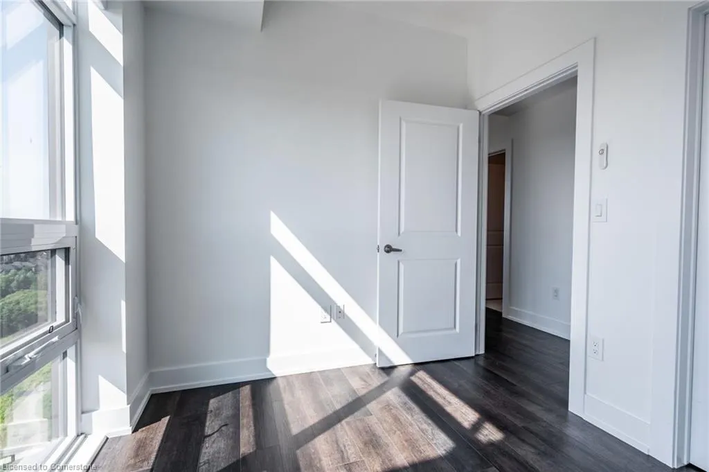 450 Dundas Street E, #1111