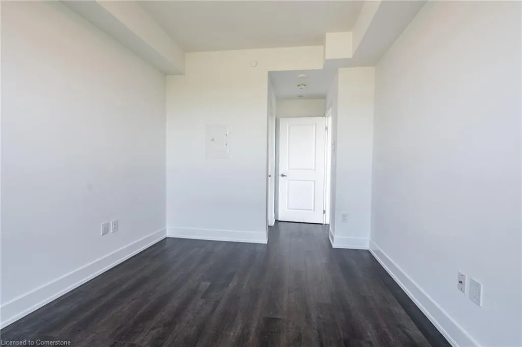 450 Dundas Street E, #1111