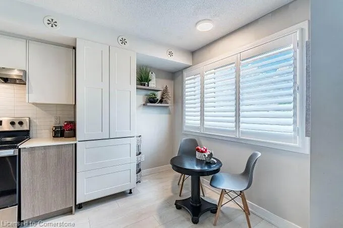 1137 Cooke Boulevard, #202