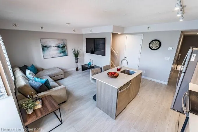 1137 Cooke Boulevard, #202