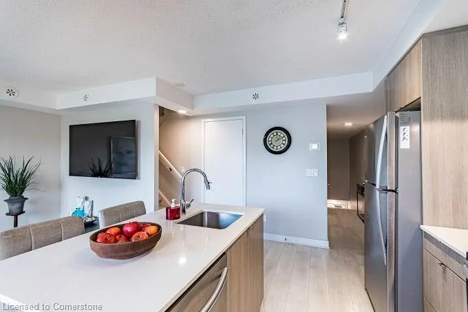1137 Cooke Boulevard, #202