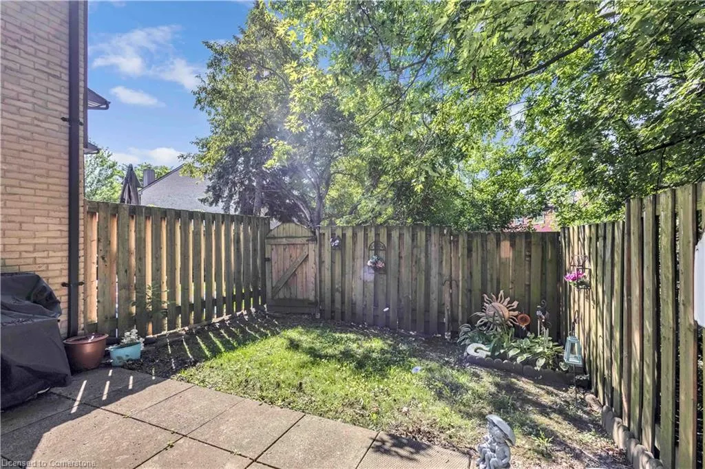 215 Glamis Road, #40