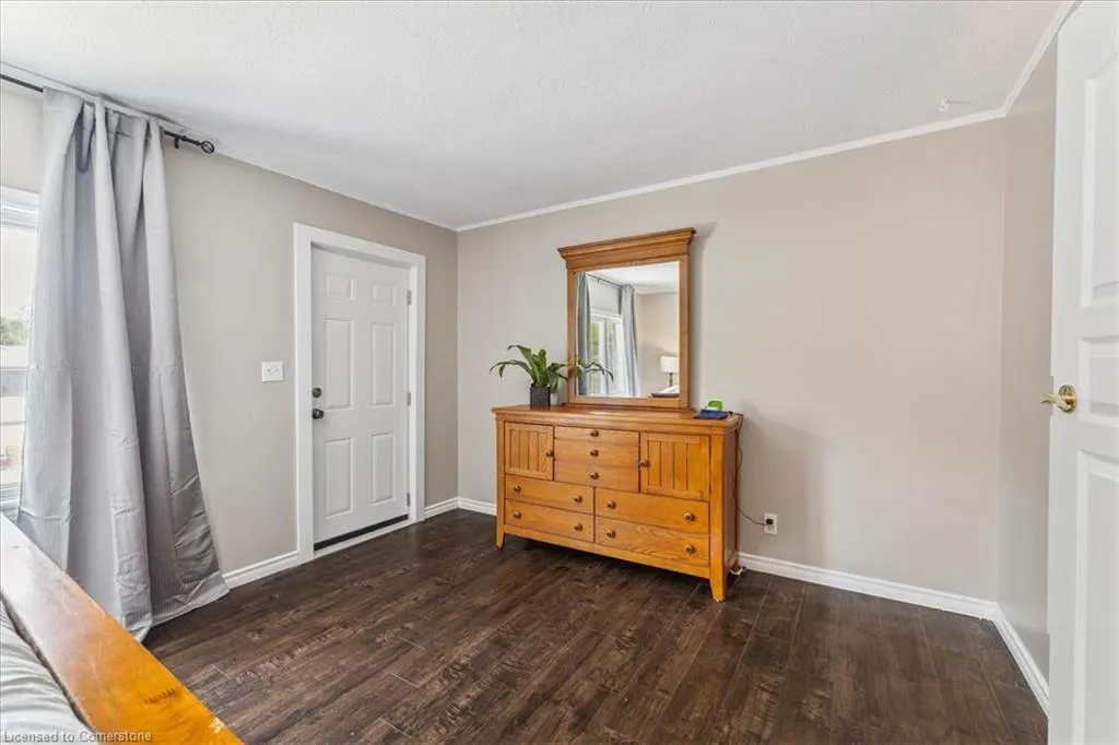 1591 Merrittville Highway