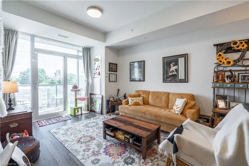 500 Brock Avenue, #604