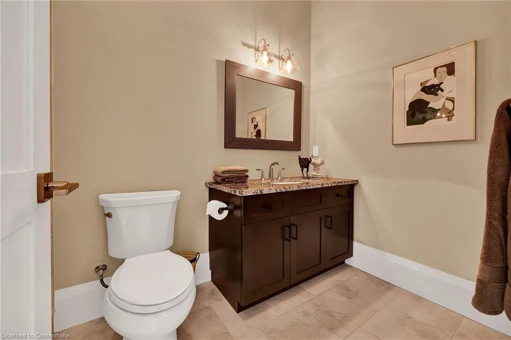 585 Regal Place