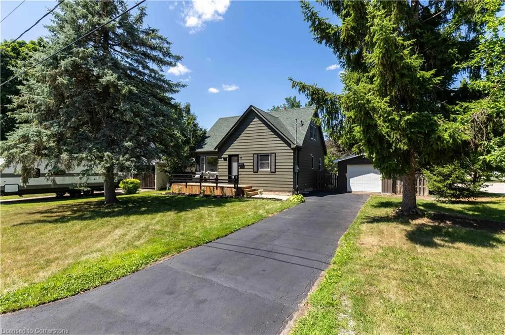 44 Grove Crescent