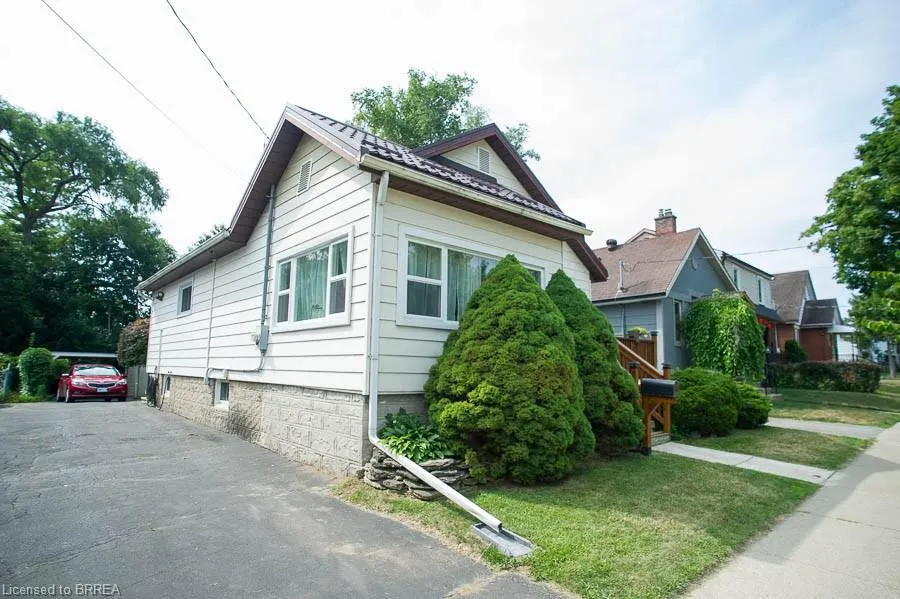 102 Walnut Street
