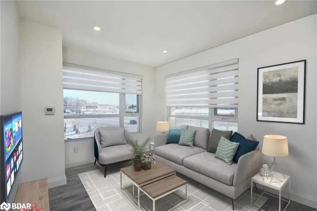 58 Lakeside Terrace, #712