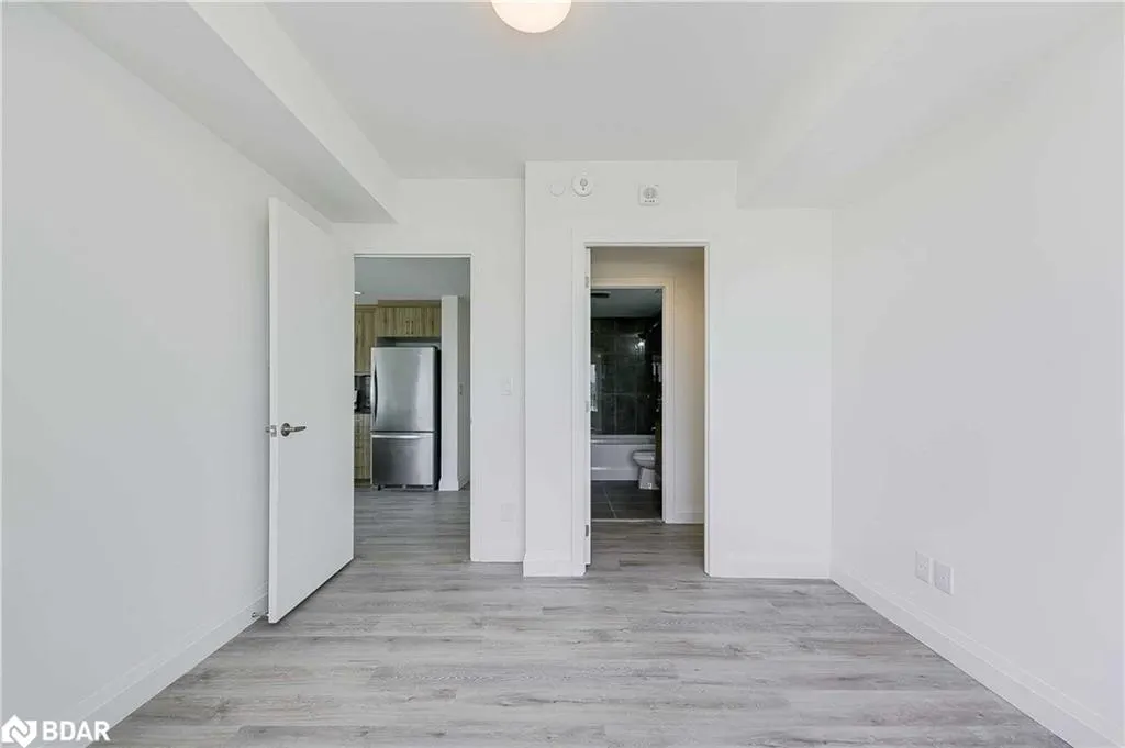 58 Lakeside Terrace, #712