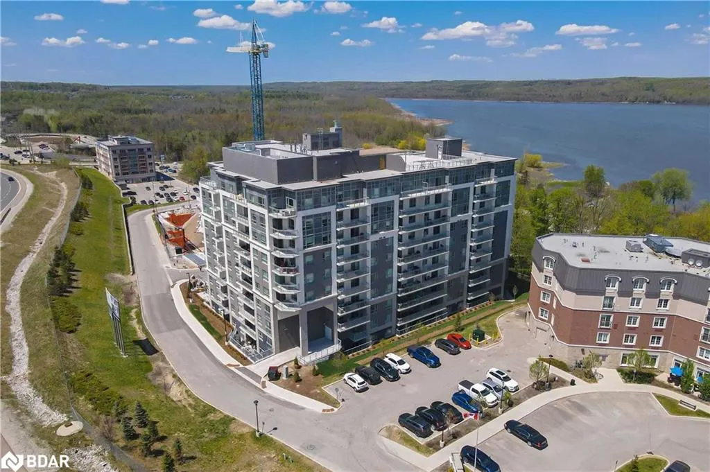 58 Lakeside Terrace, #712