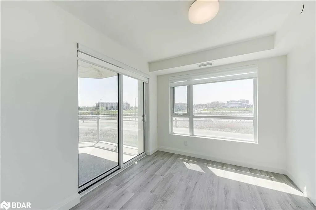 58 Lakeside Terrace, #712