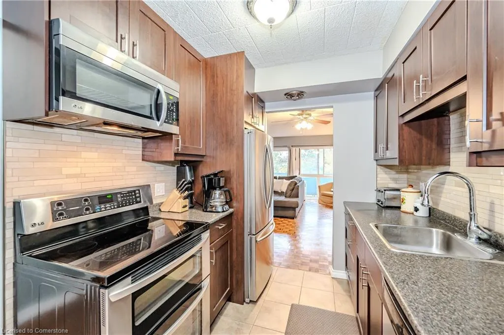 105 Conroy Crescent, #511