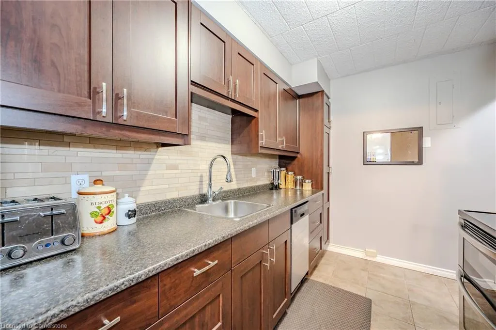 105 Conroy Crescent, #511