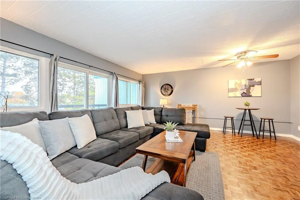 105 Conroy Crescent, #511