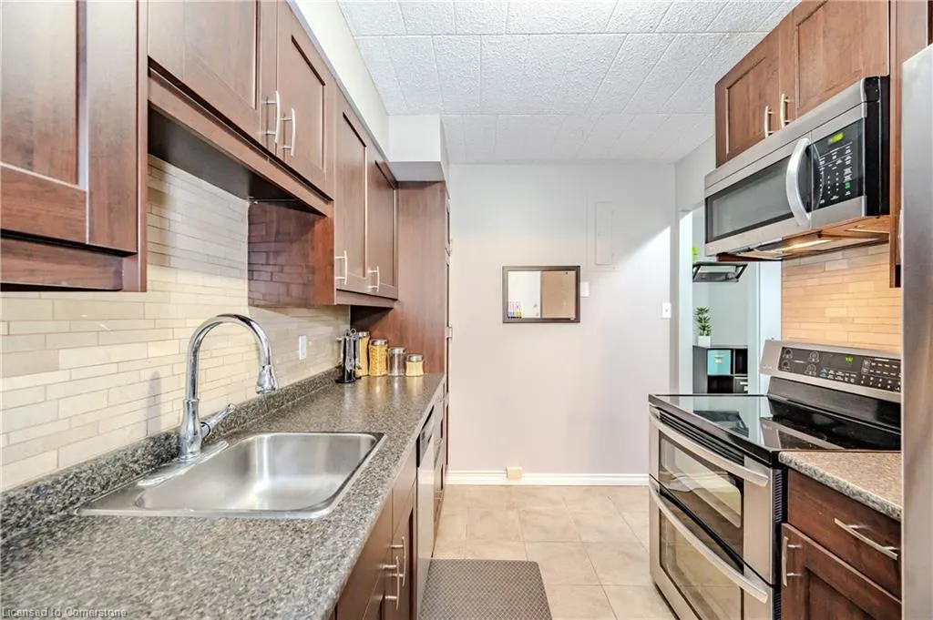 105 Conroy Crescent, #511