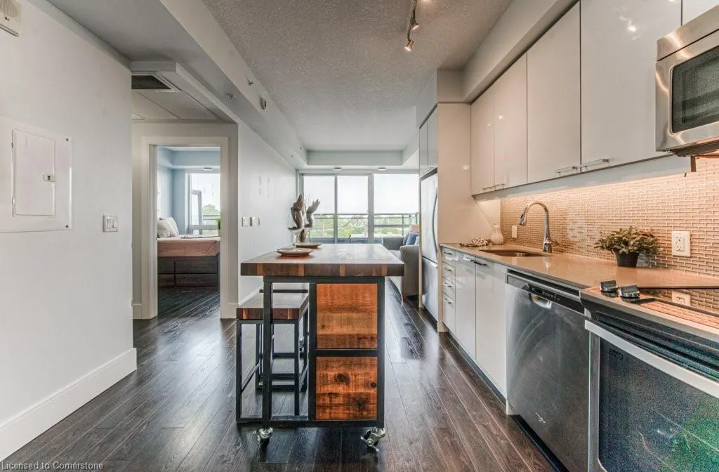 155 St Leger Street, #401