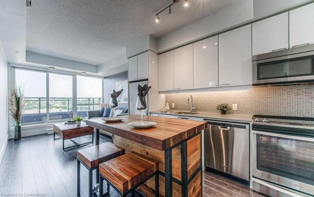 155 St Leger Street, #401