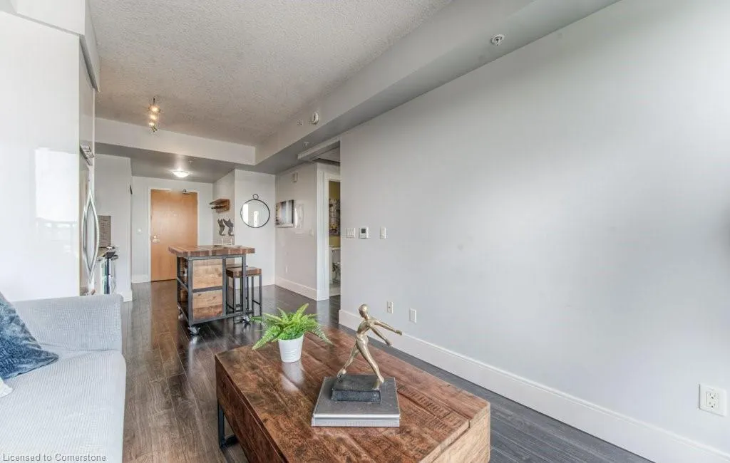 155 St Leger Street, #401