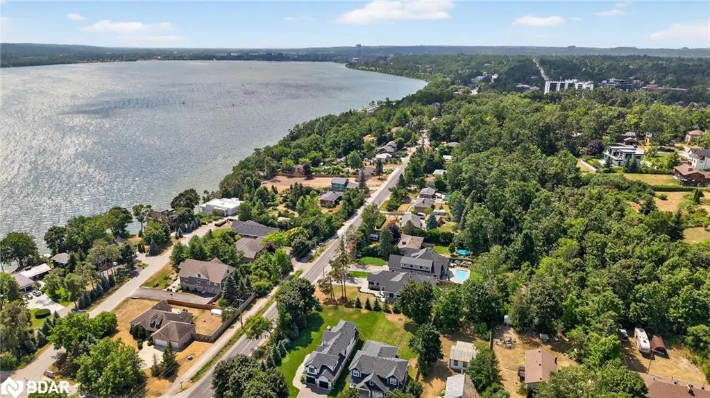 300 Shanty Bay Road