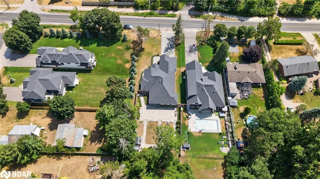 300 Shanty Bay Road