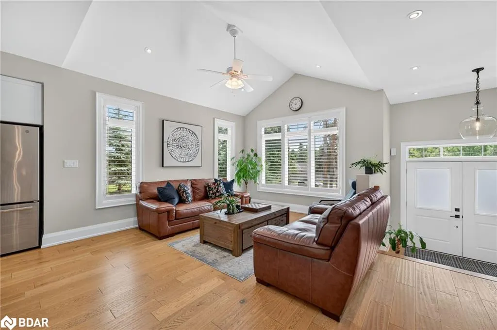 300 Shanty Bay Road