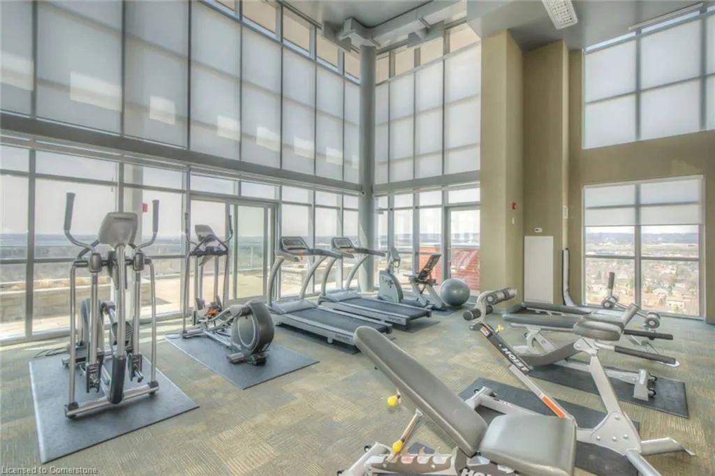 551 Maple Avenue, #602