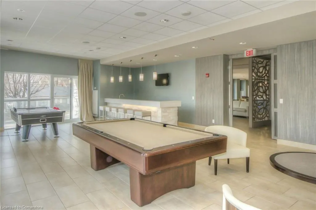 551 Maple Avenue, #602