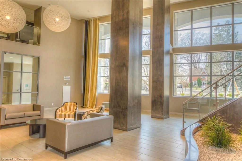 551 Maple Avenue, #602