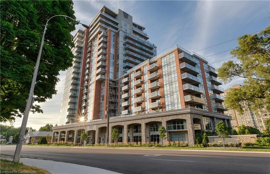 551 Maple Avenue, #602