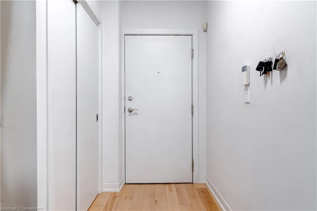 551 Maple Avenue, #602